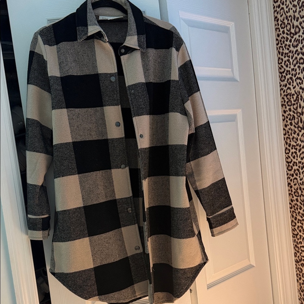 Steve Madden Black and Cream Plaid Shirt Jacket (Shacket)